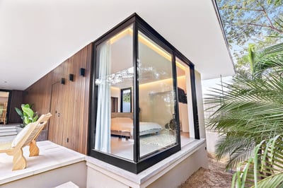 Luxury Villa Photo #23