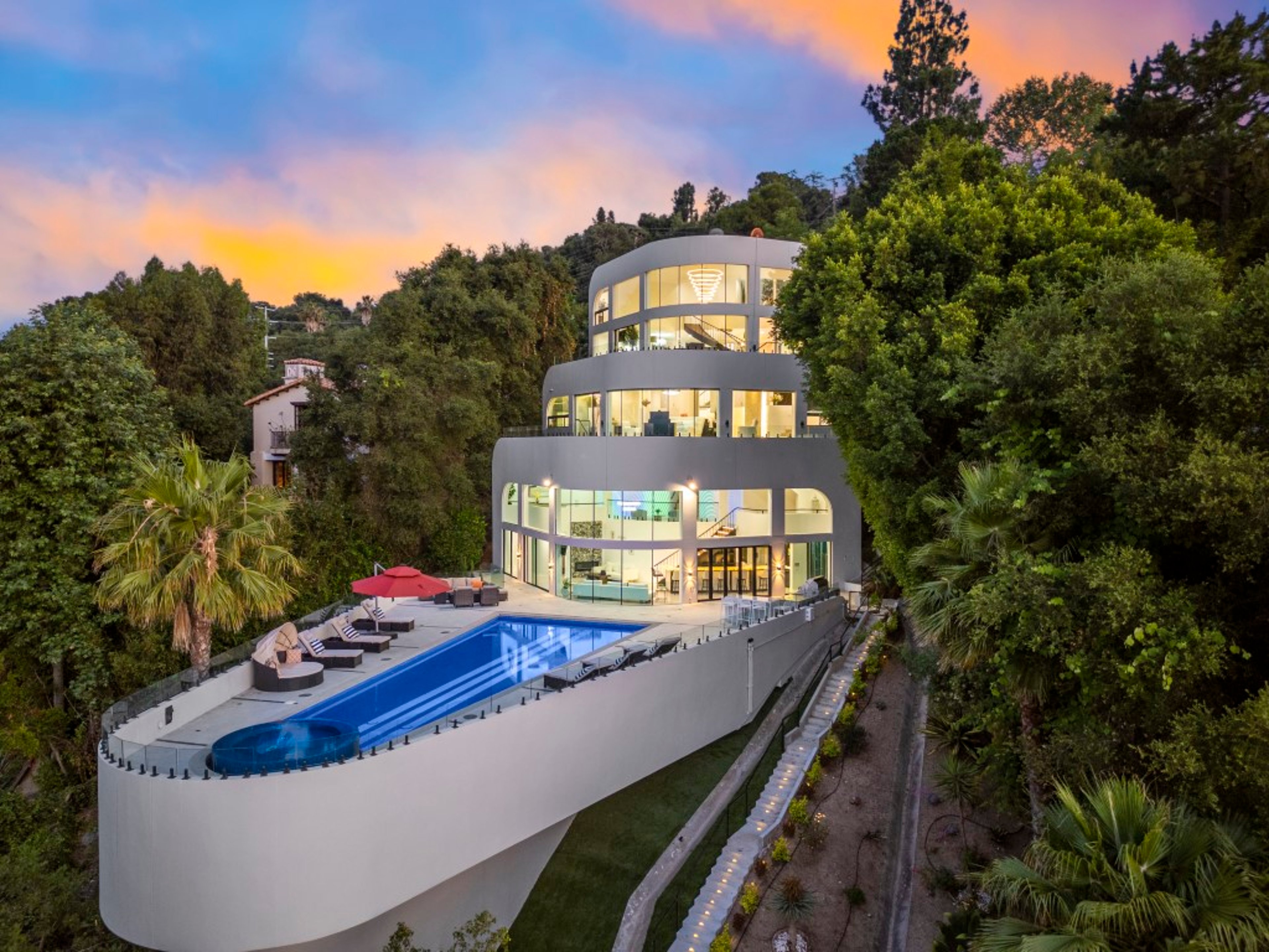 Bel Air Yacht Mansion - 51