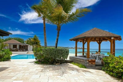 Luxury Villa Photo #7