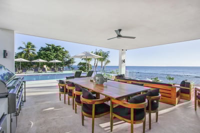 Luxury Villa Photo #8