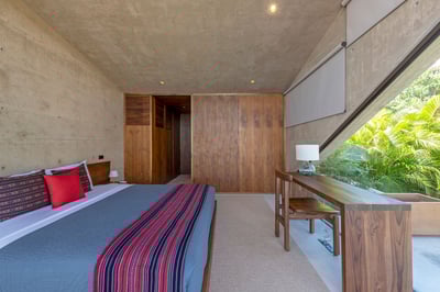 Luxury Villa Photo #43
