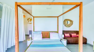 Luxury Villa Photo #31