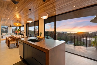 Luxury Villa Photo #17