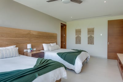 Luxury Villa Photo #44