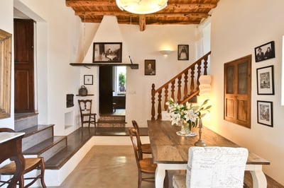 Luxury Villa Photo #20
