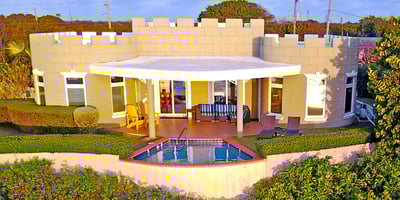 Gun Bay,Castle Guesthouse