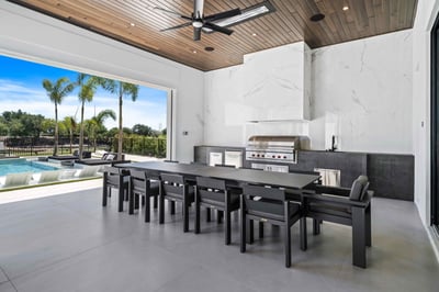 Luxury Villa Photo #15
