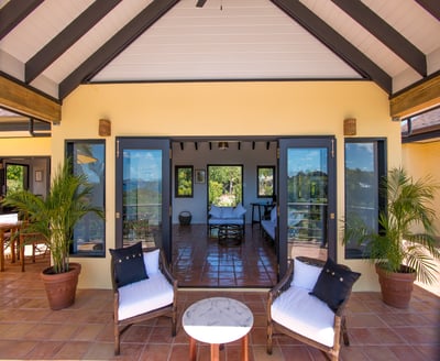 Luxury Villa Photo #7