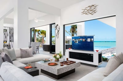 Luxury Villa Photo #15
