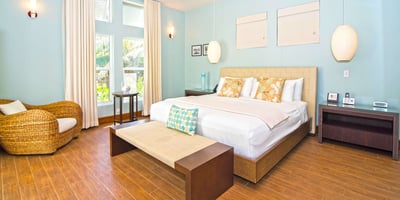 Luxury Villa Photo #9