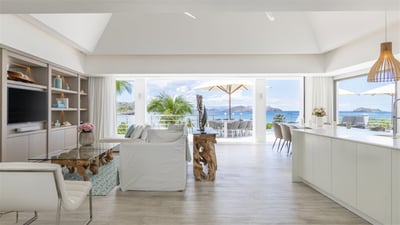 Luxury Villa Photo #33