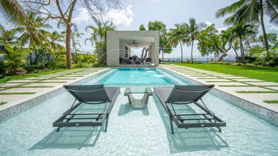 Luxury Villa Photo #8