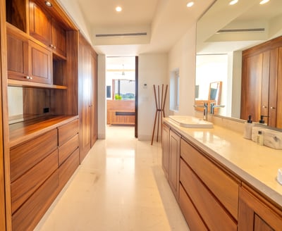 Luxury Villa Photo #21