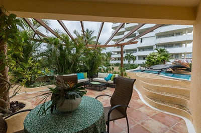 Luxury Villa Photo #5