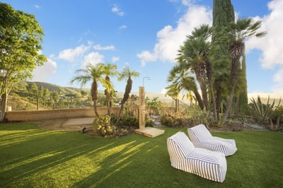 Luxury Villa Photo #16