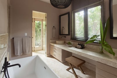 Luxury Villa Photo #38