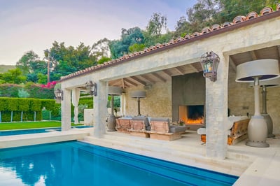 Luxury Villa Photo #4