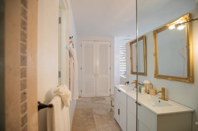 Luxury Villa Photo #45