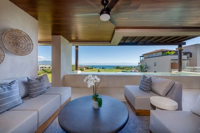 Luxury Villa Photo #8