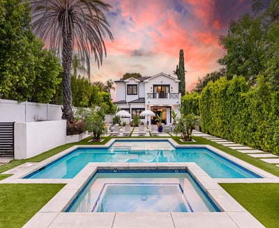 Luxury Villa Photo #2
