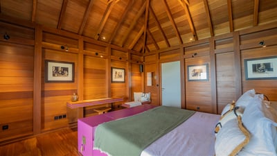 Luxury Villa Photo #59