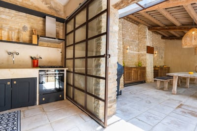 Luxury Villa Photo #8