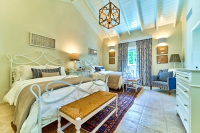 Luxury Villa Photo #43