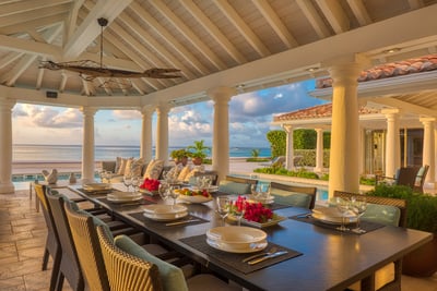 Luxury Villa Photo #12