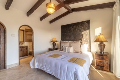 Luxury Villa Photo #51