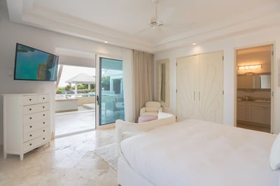 Luxury Villa Photo #64