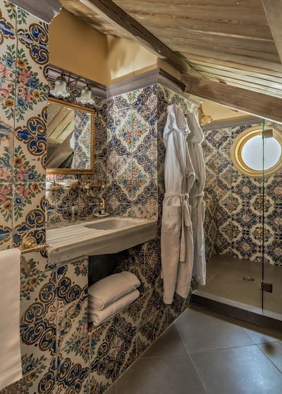 Luxury Villa Photo #23