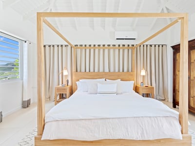 Luxury Villa Photo #42