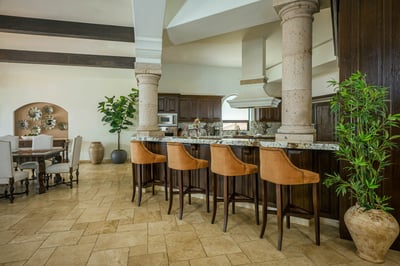 Luxury Villa Photo #28