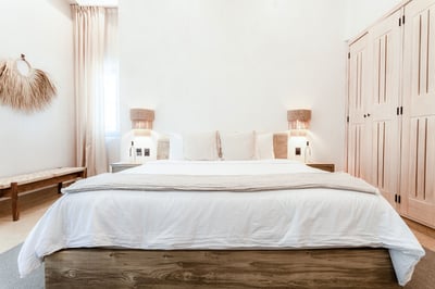 Luxury Villa Photo #28