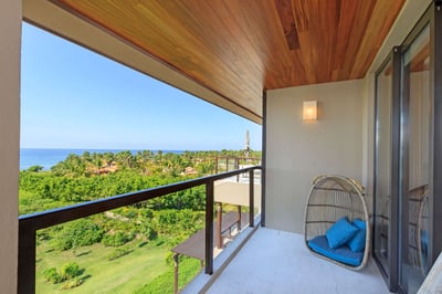 Luxury Villa Photo #17