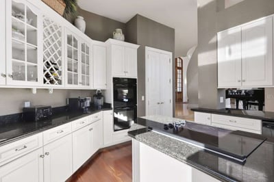 Luxury Villa Photo #11