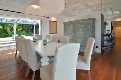 Luxury Villa Photo #51