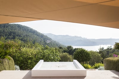 Luxury Villa Photo #5