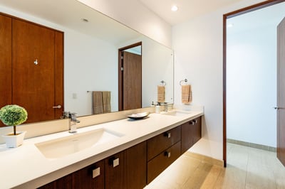 Luxury Villa Photo #12