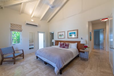 Luxury Villa Photo #55