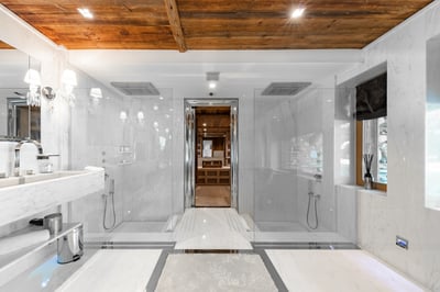 Luxury Villa Photo #14