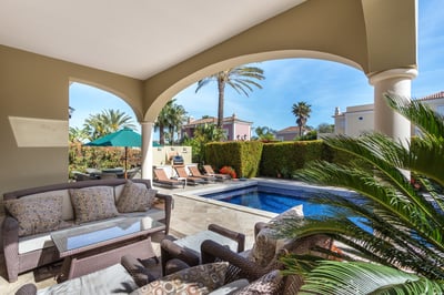 Luxury Villa Photo #5
