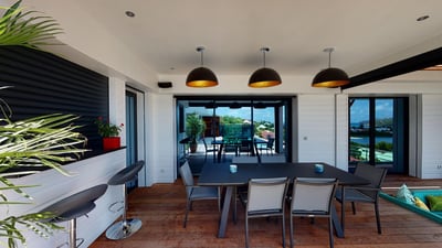 Luxury Villa Photo #18