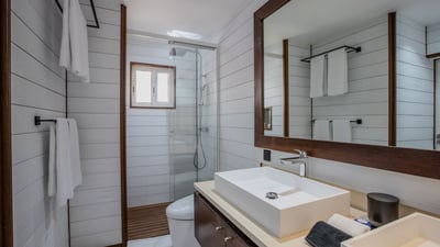 Luxury Villa Photo #38