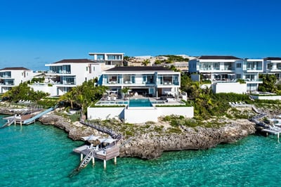 Luxury Villa Photo #3