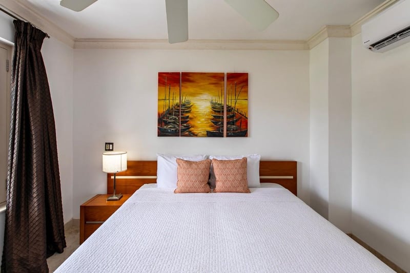 Waterside 303