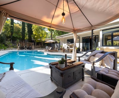 Luxury Villa Photo #9