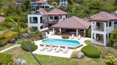 Luxury Villa Photo #2