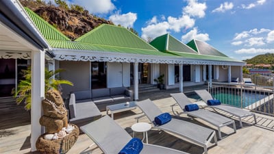Luxury Villa Photo #2