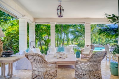 Luxury Villa Photo #23